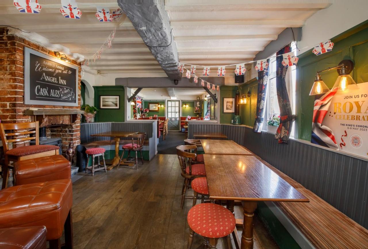 Angel Inn Misson 외부 사진