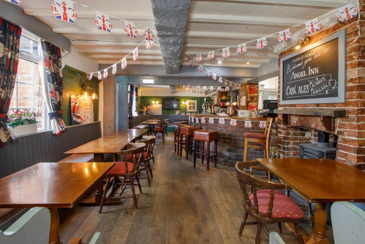 Angel Inn Misson 외부 사진